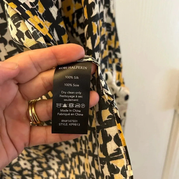 Kobi Halperin silk blouse for Neiman Marcus - Picture 5 of 5